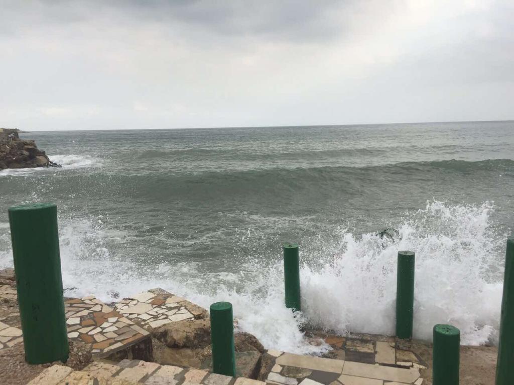 Holiday Suites Hotel & Beach Resort Jounieh Kültér fotó