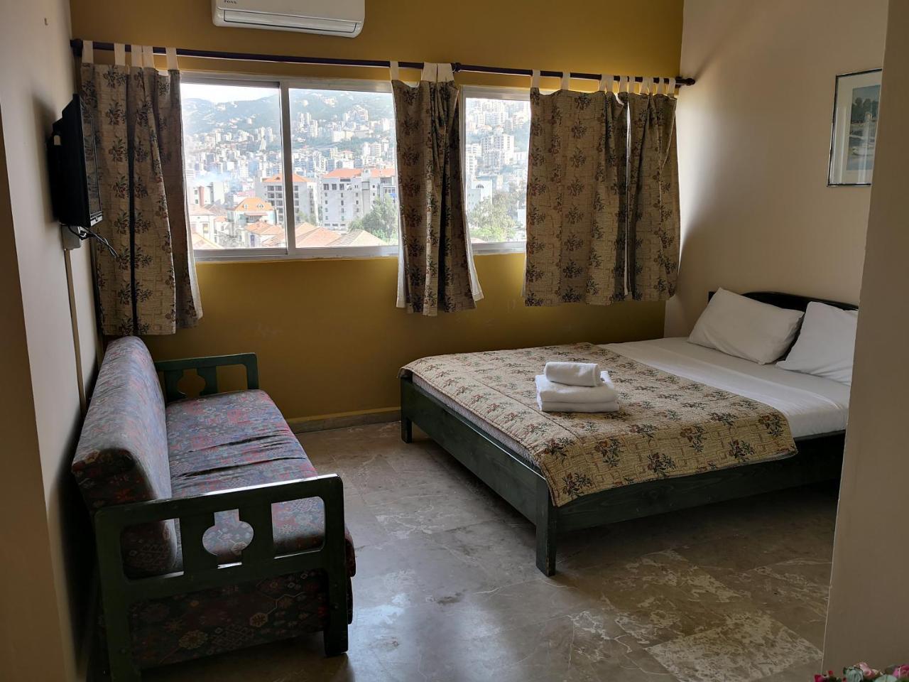 Holiday Suites Hotel & Beach Resort Jounieh Kültér fotó