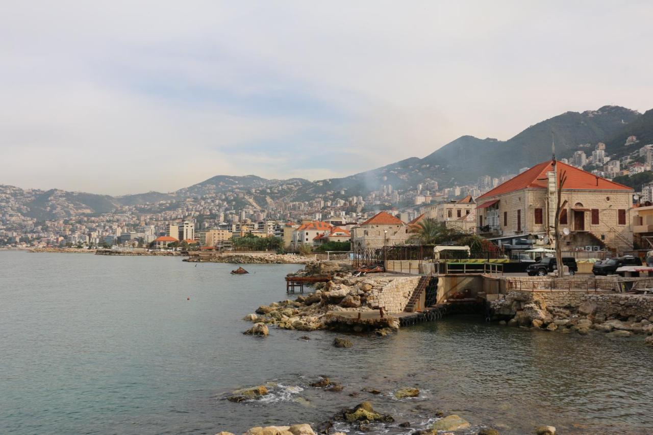 Holiday Suites Hotel & Beach Resort Jounieh Kültér fotó
