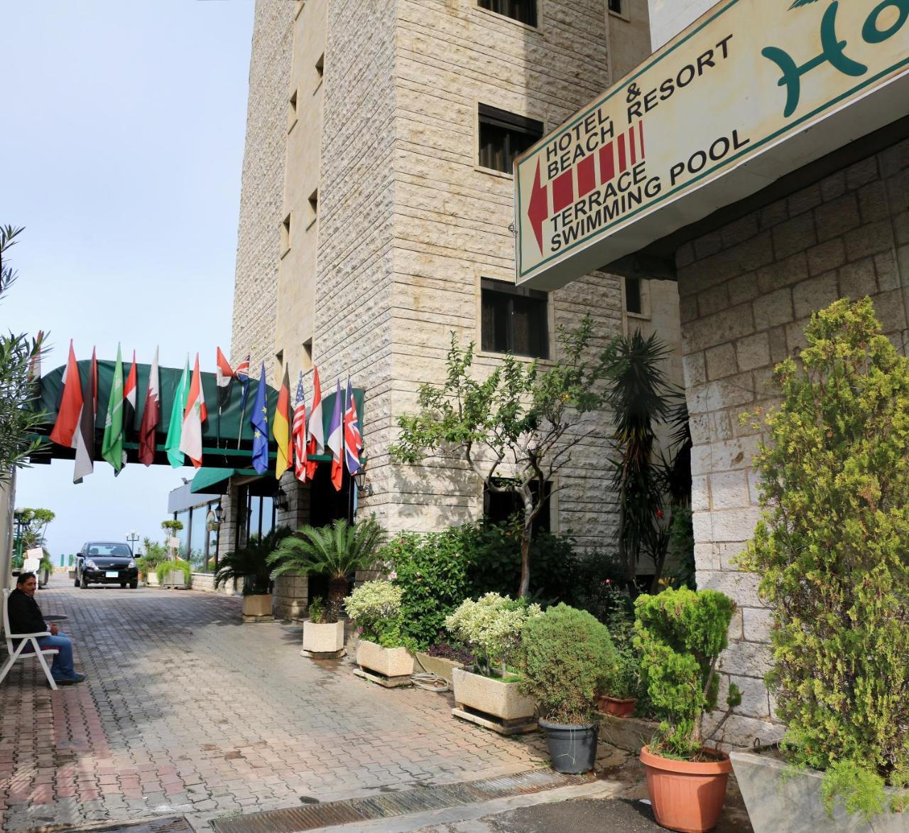 Holiday Suites Hotel & Beach Resort Jounieh Kültér fotó