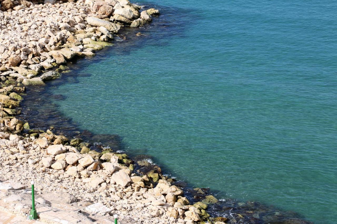 Holiday Suites Hotel & Beach Resort Jounieh Kültér fotó