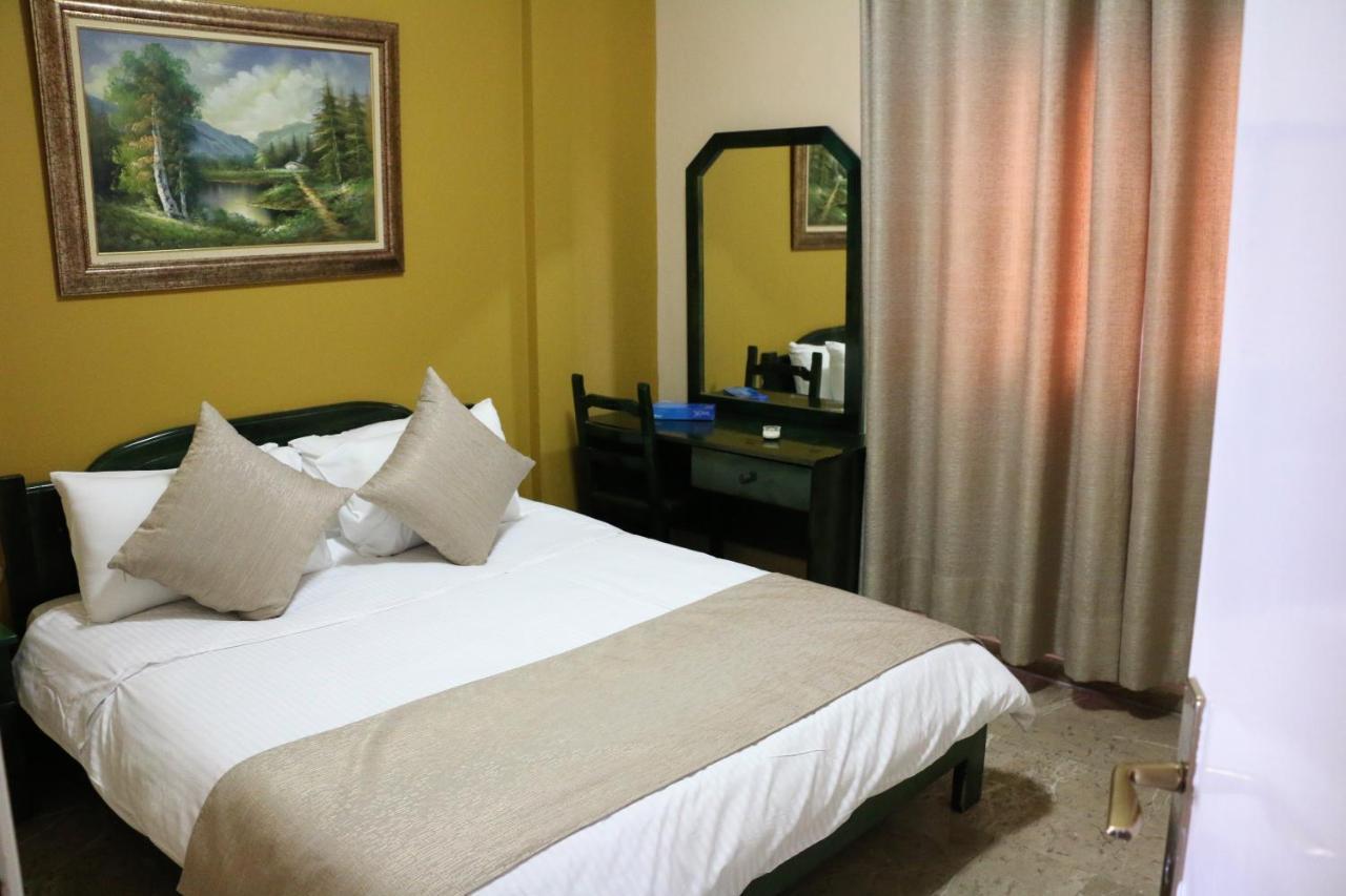 Holiday Suites Hotel & Beach Resort Jounieh Kültér fotó